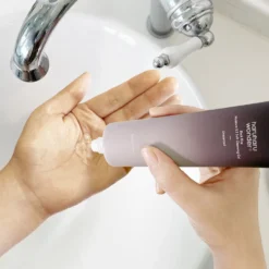 Black Rice Moisture 5.5 Soft Cleansing Gel