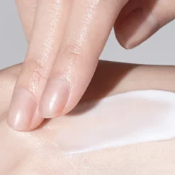 Collagen Water Full Moist Eye Cream