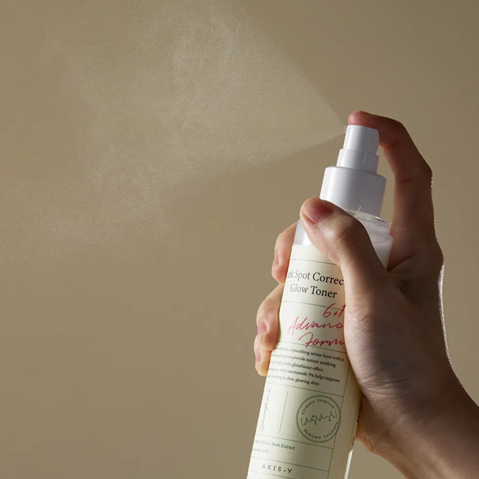 Dark Spot Correcting Glow Toner