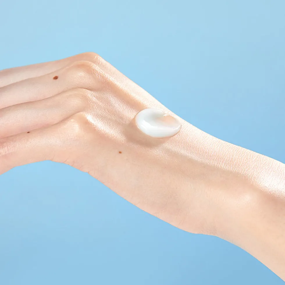 DIVE-IN Low Molecular Hyaluronic Acid Soothing Cream