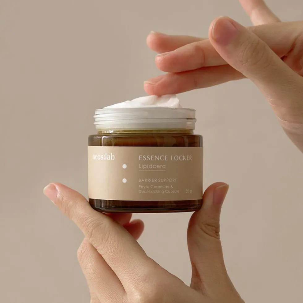 Essence Locker Lipidcera