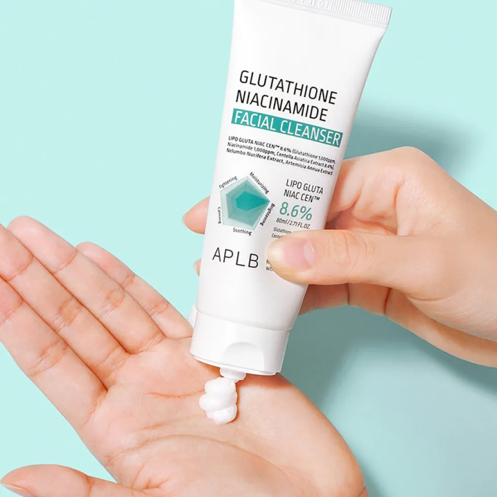 Glutathione Niacinamide Facial Cleanser
