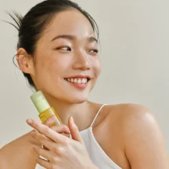 Green Tangerine Vita-C Dark Spot Care Serum