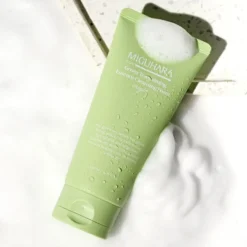 Green Tea Calming Essence Cleansing Foam Origin