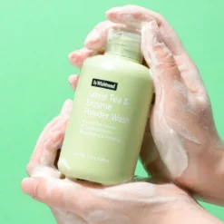 Green Tea & Enzyme Powder Wash