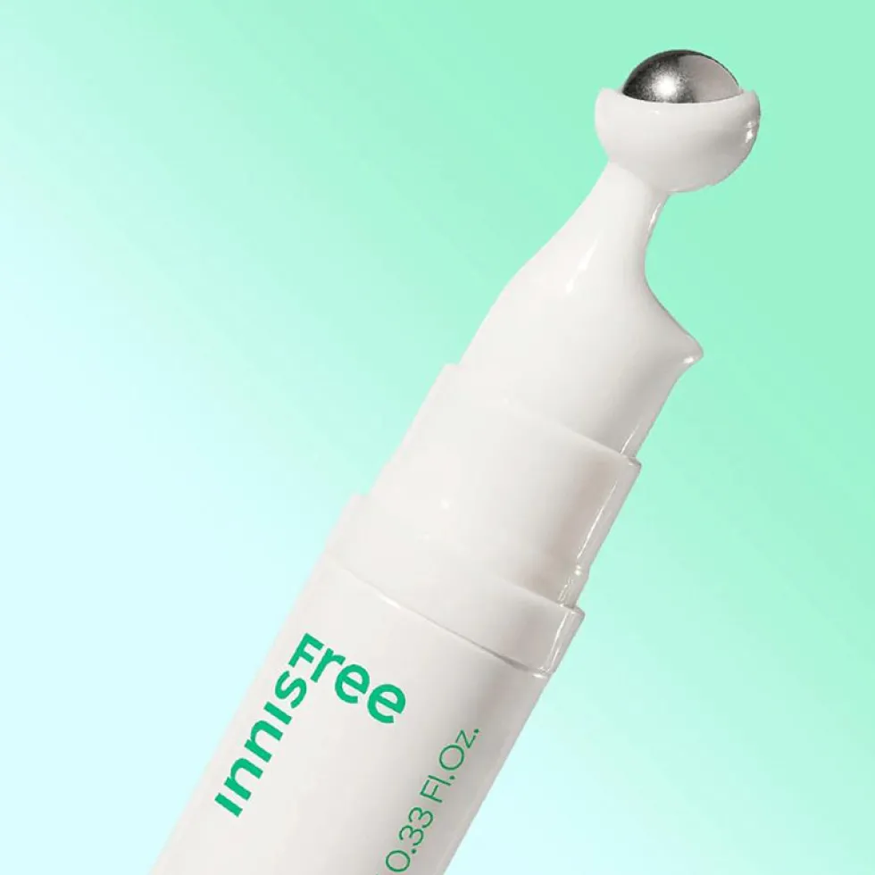 Green Tea Hyaluronic Glow Eye & Face Ball