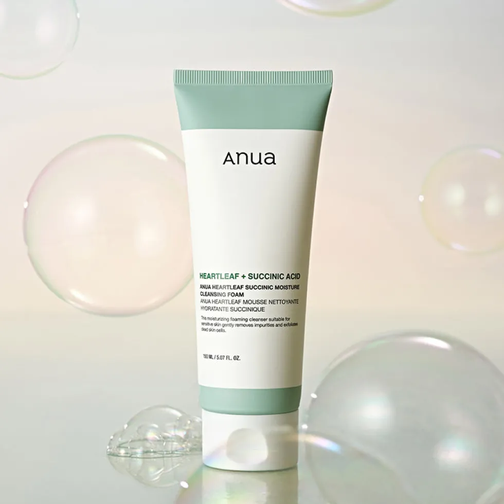 Heartleaf Succinic Moisture Cleansing Foam