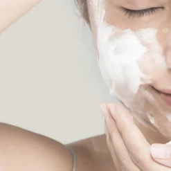 Heartleaf Succinic Moisture Cleansing Foam
