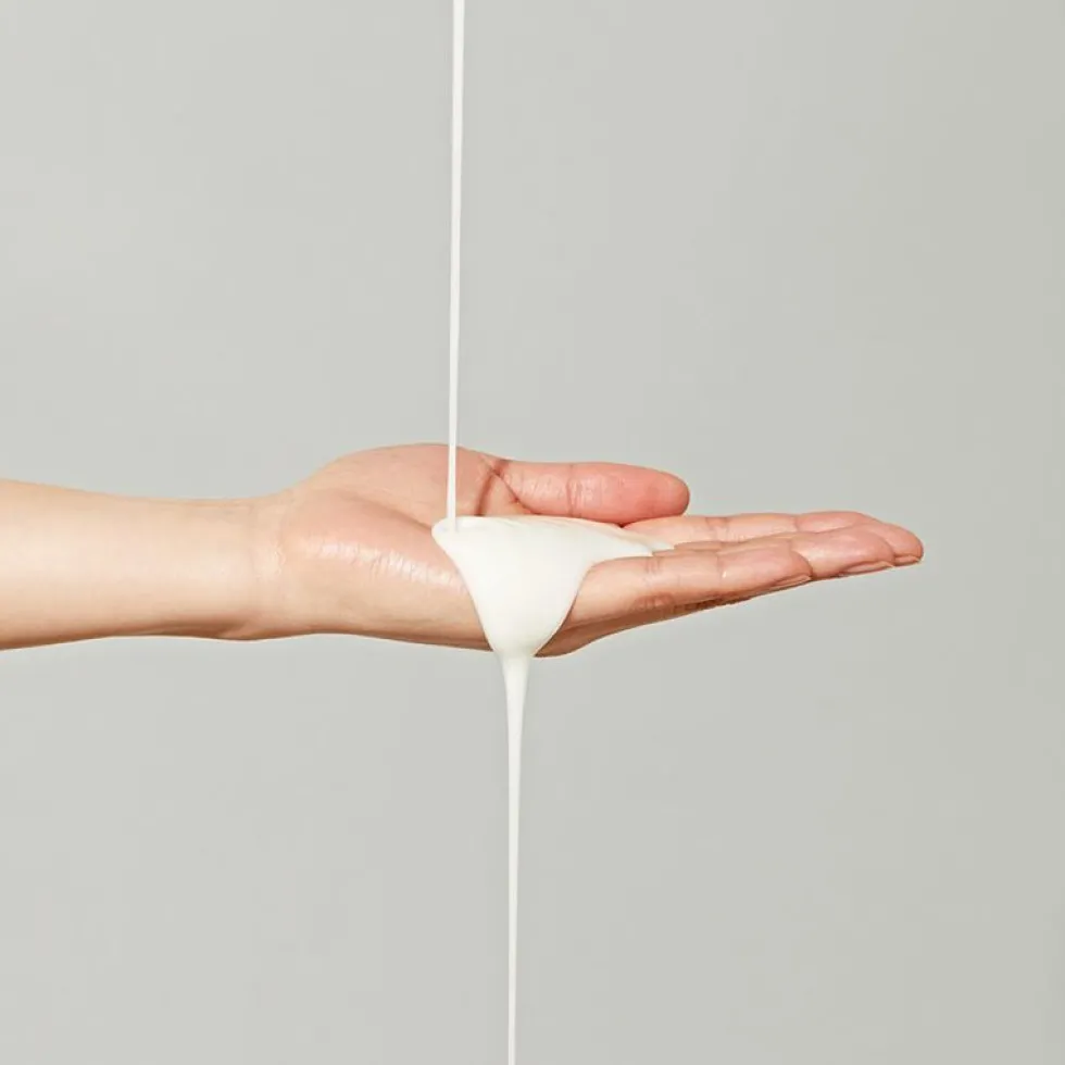 Hyal Reyouth Moist Sun
