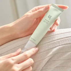 Light On Serum Centella + Vita C