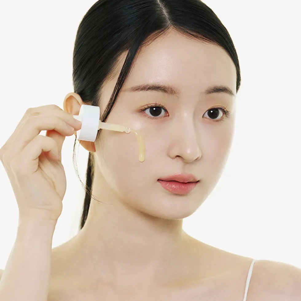 Madagascar Centella Retinol 0.2 Boosting Shot Ampoule