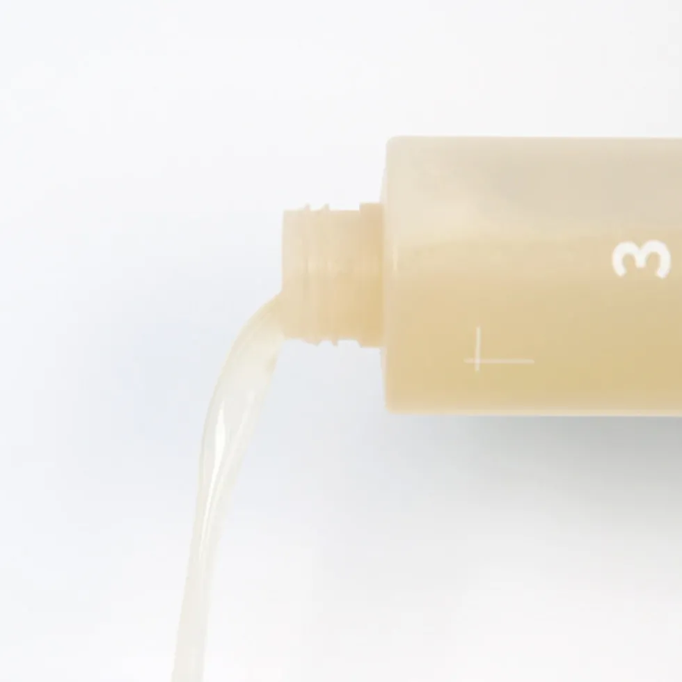 No.3 Super Glowing Essence Toner