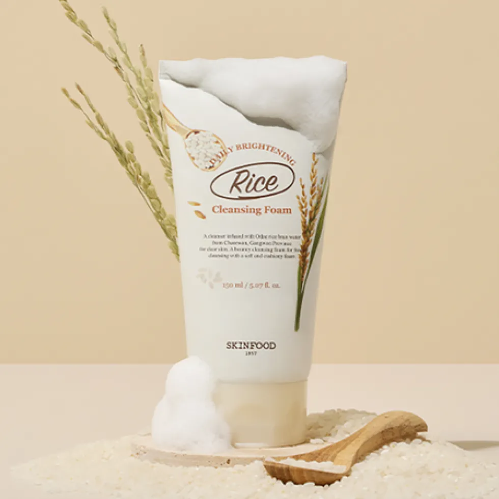 Rice Daily Brightening Cleansing Foam