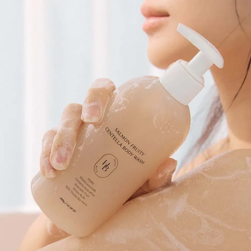 Salmon Fruity Centella Body Wash