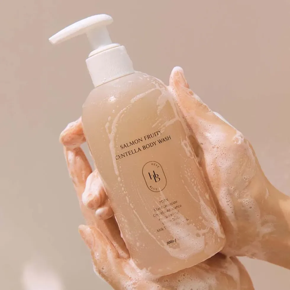Salmon Fruity Centella Body Wash