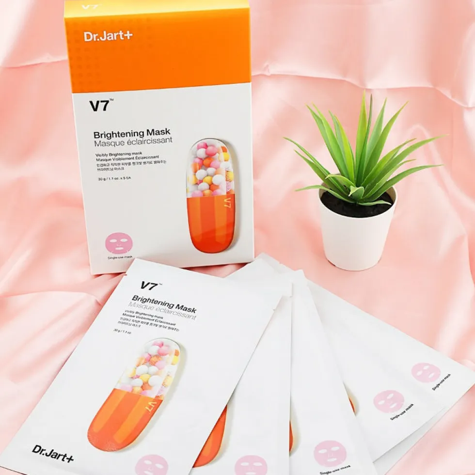 V7 Brightening Mask