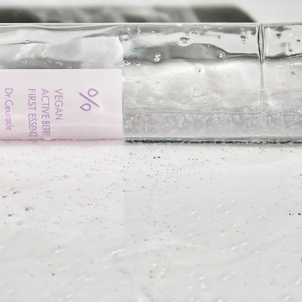 Vegan Active Berry First Essence