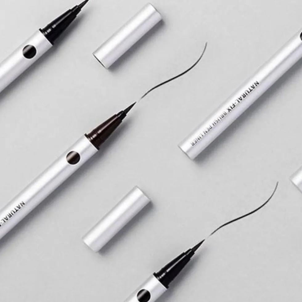 Vivid Fix Brush Pen Liner