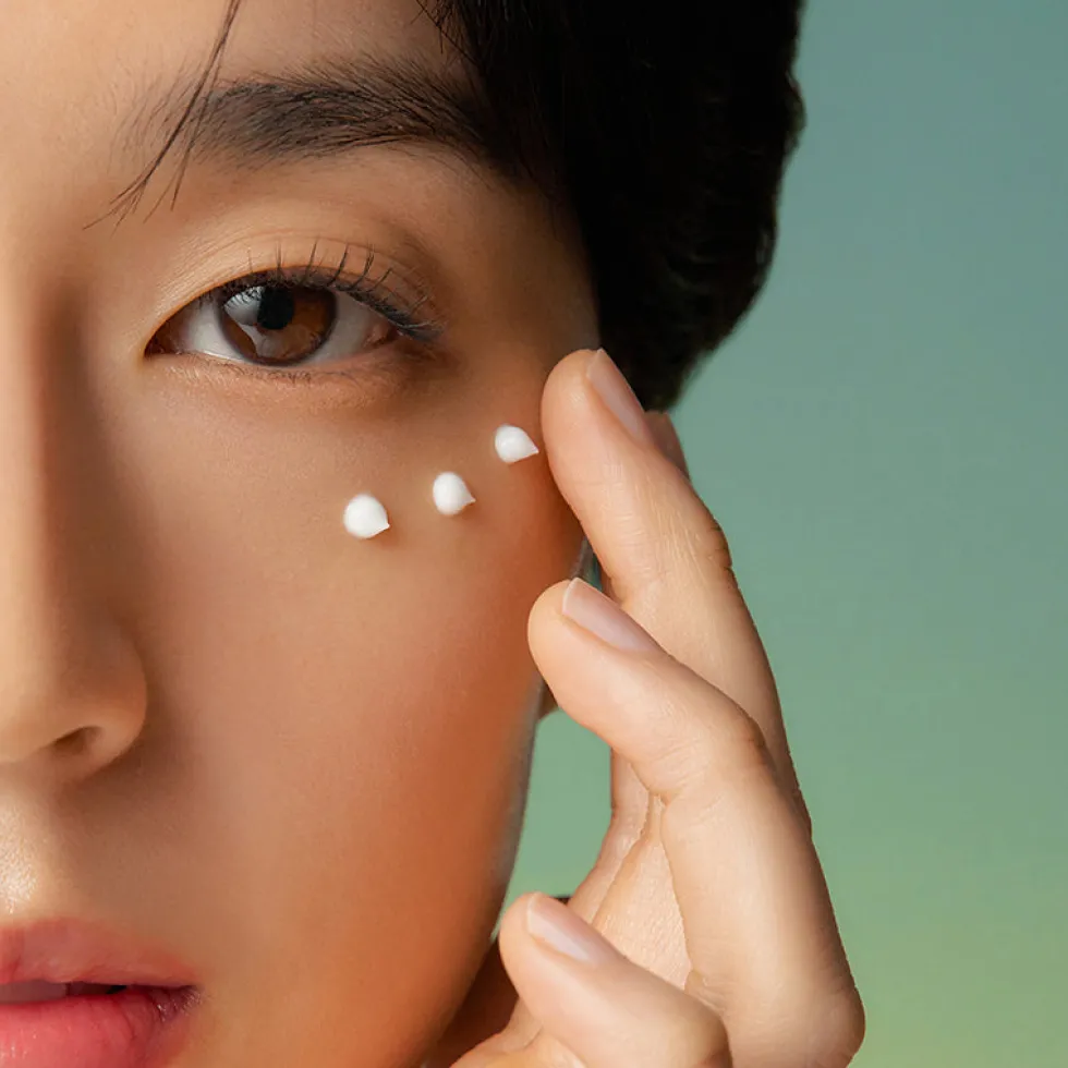 Wonder Releaf Centella Eye Cream