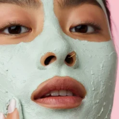 Yoga Kitten Balancing Heartleaf Clay Mask