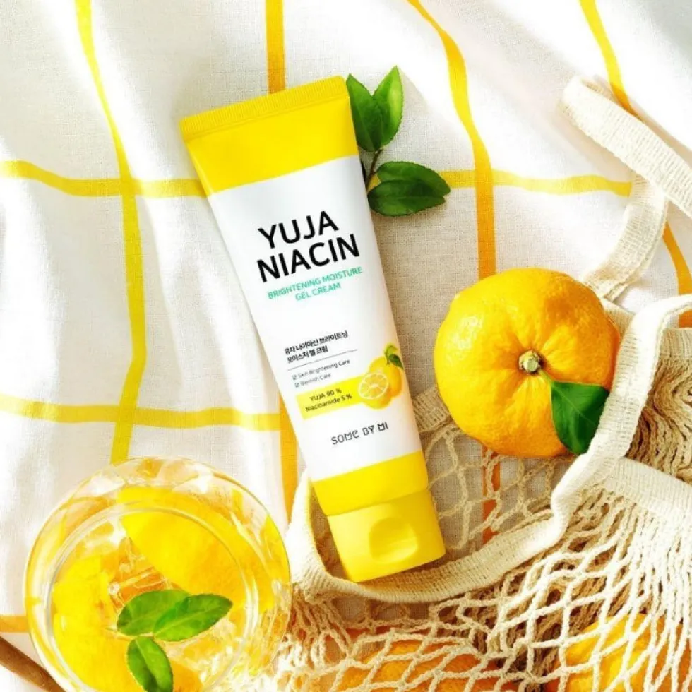 Yuja Niacin 30 Days Brightening Peeling Gel